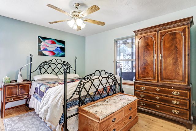 5 Calle Sol Se Mete NW, Albuquerque, NM 87120