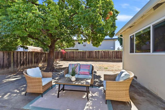 4198 Hamilton Park Drive, San Jose, CA 95130