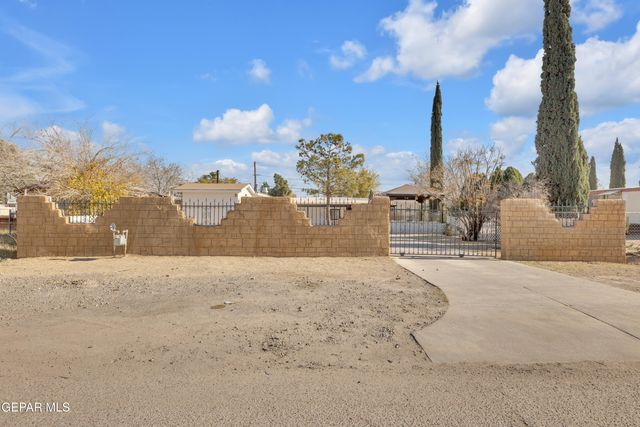 11423 Philip Drive, Socorro, TX 79927