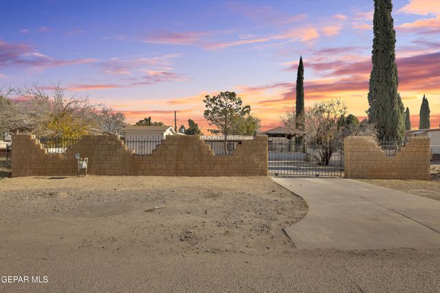 11423 Philip Drive, Socorro, TX 79927