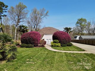 7977 Lucky Creek Lane, Denver, NC 28037