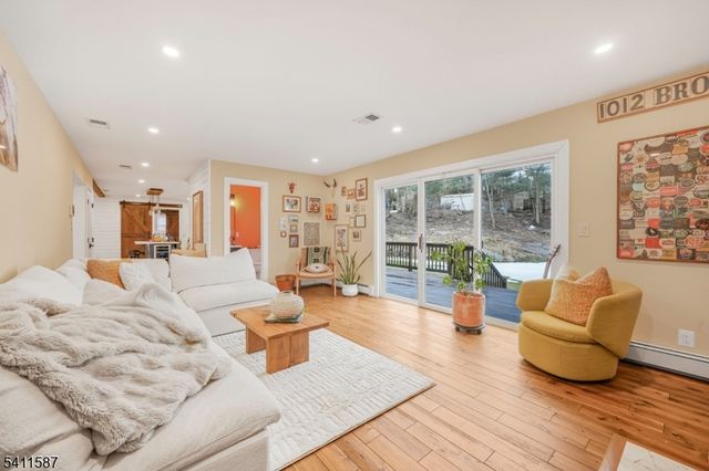 10 Winonah Ave, Wayne Twp., NJ 07470