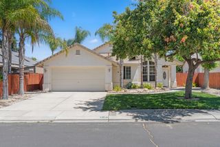 747 Chenin Blanc Dr, Manteca, CA 95337