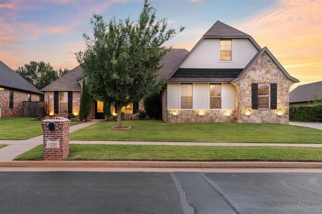 15205 Kestral Lake Drive, Edmond, OK 73013