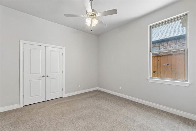 15205 Kestral Lake Drive, Edmond, OK 73013