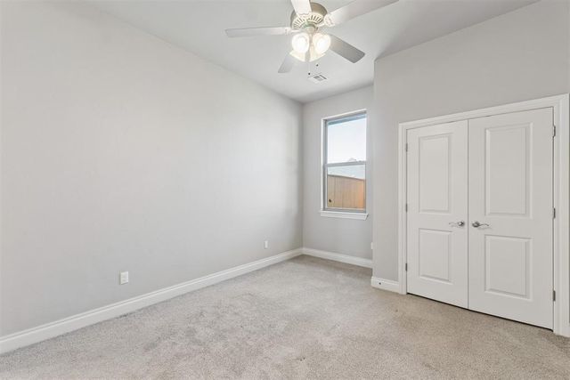 15205 Kestral Lake Drive, Edmond, OK 73013