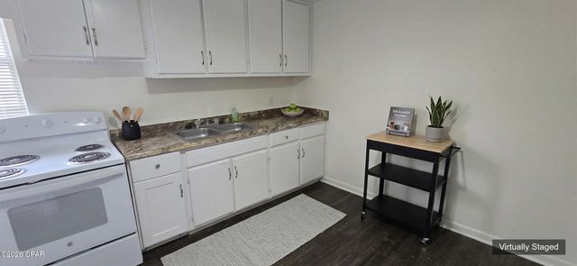 825 E 11th Court, Panama City, FL 32401