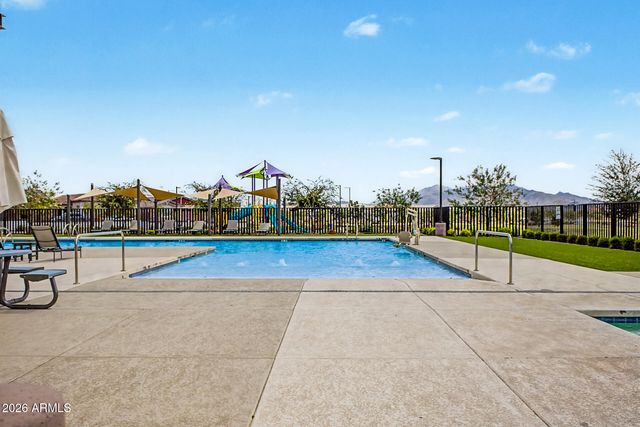 15587 W KENDALL Street, Goodyear, AZ 85338