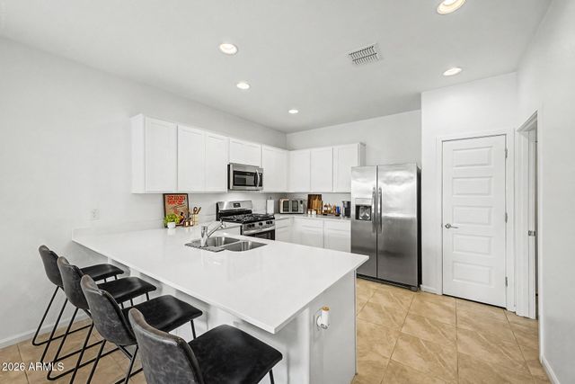 15587 W KENDALL Street, Goodyear, AZ 85338