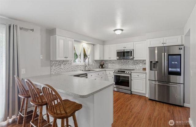 22630 24th Avenue S, Des Moines, WA 98198