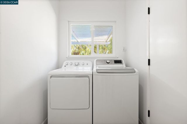 55 Normandy Ln, Walnut Creek, CA 94598