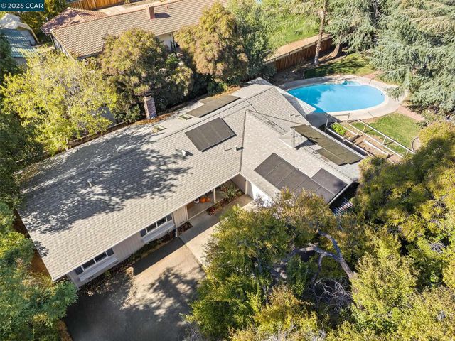 55 Normandy Ln, Walnut Creek, CA 94598