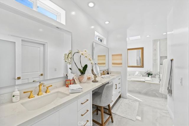 1020 Harbor Crossing, Marina Del Rey, CA 90292