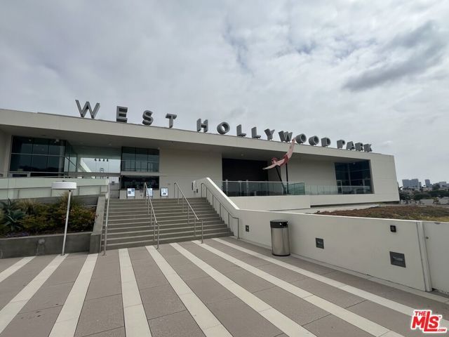 507 N San Vicente Boulevard, West Hollywood, CA 90048