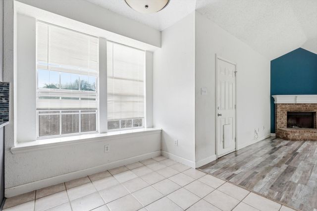 800 Tablerock Way, Lewisville, TX 75077