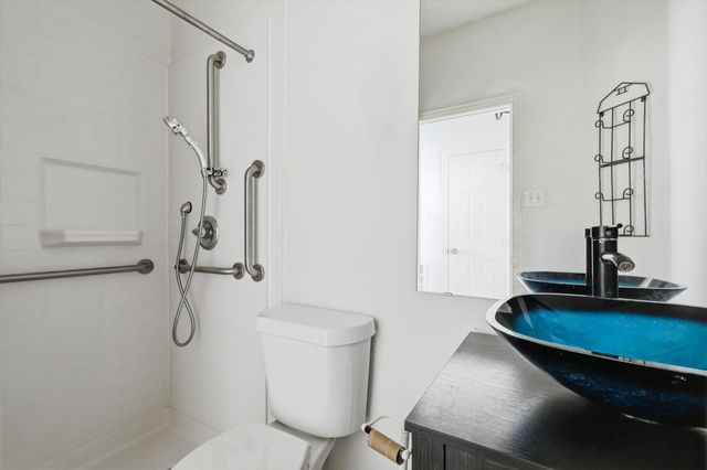 800 Tablerock Way, Lewisville, TX 75077