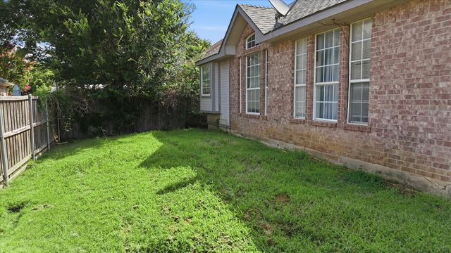 800 Tablerock Way, Lewisville, TX 75077