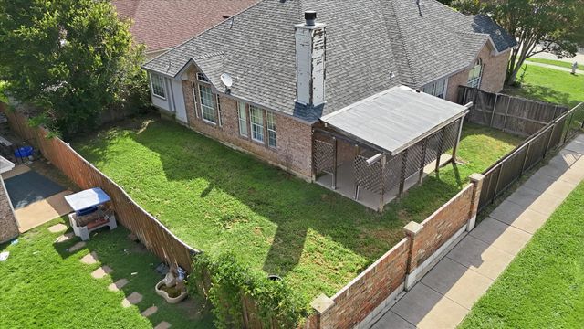 800 Tablerock Way, Lewisville, TX 75077