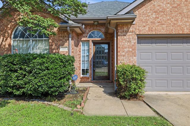 800 Tablerock Way, Lewisville, TX 75077