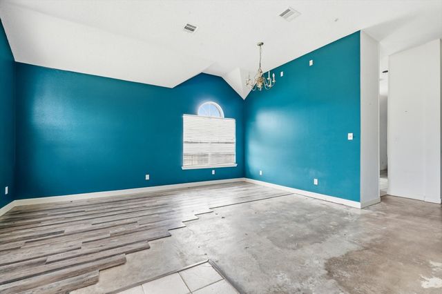 800 Tablerock Way, Lewisville, TX 75077