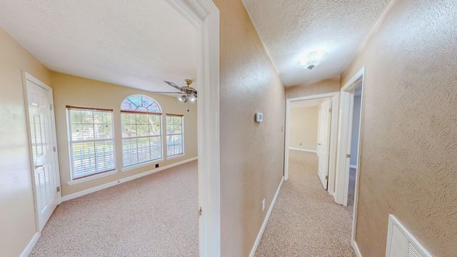 106 Plum Circle, Lake Jackson, TX 77566