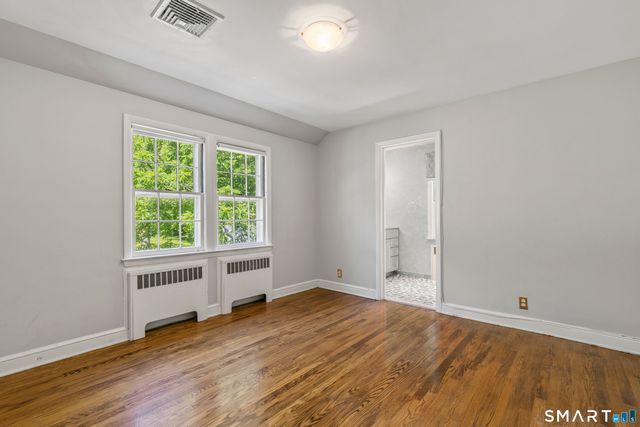 17 Kenilworth Terrace, Greenwich, CT 06830