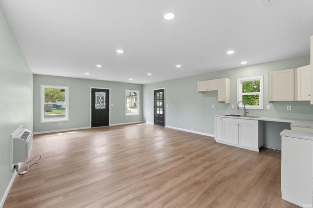 1702 Sinclair Street, Fort Wayne, IN 46808