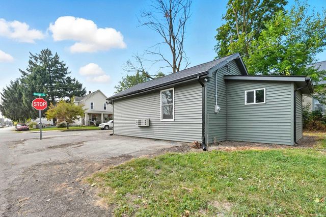 1702 Sinclair Street, Fort Wayne, IN 46808