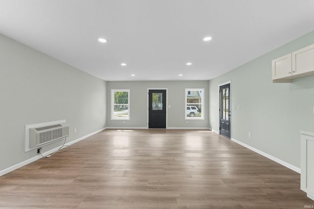 1702 Sinclair Street, Fort Wayne, IN 46808