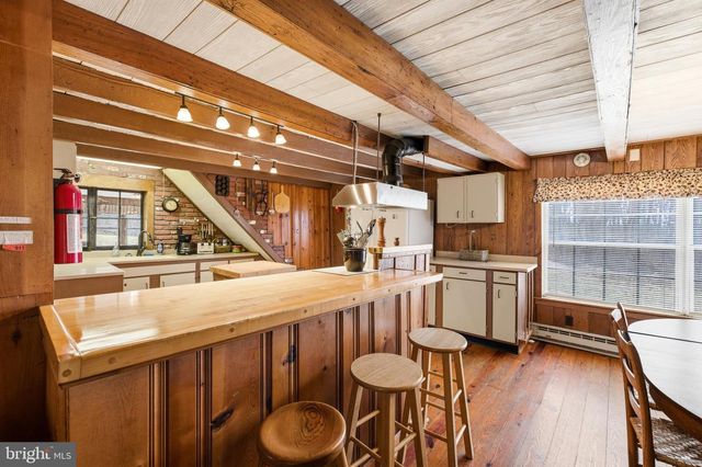 1918 JEWELL HOLLOW RD, Luray, VA 22835