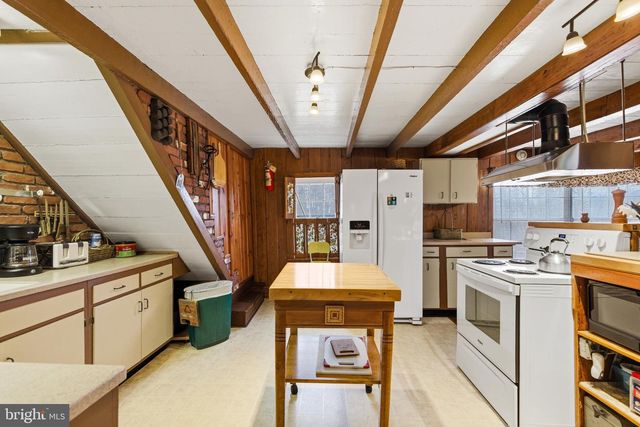 1918 JEWELL HOLLOW RD, Luray, VA 22835