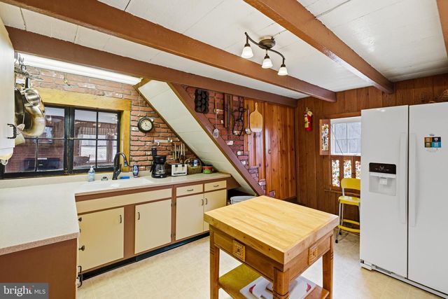 1918 JEWELL HOLLOW RD, Luray, VA 22835