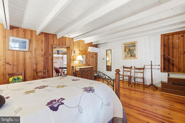 1918 JEWELL HOLLOW RD, Luray, VA 22835