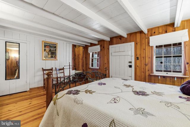 1918 JEWELL HOLLOW RD, Luray, VA 22835