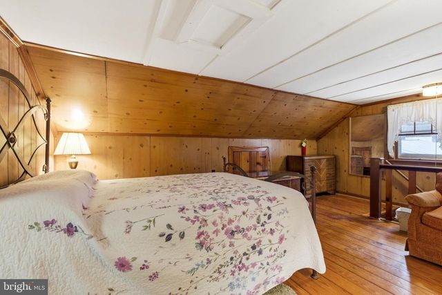 1918 JEWELL HOLLOW RD, Luray, VA 22835