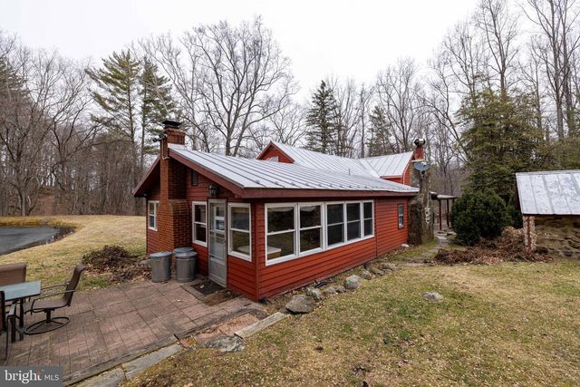 1918 JEWELL HOLLOW RD, Luray, VA 22835