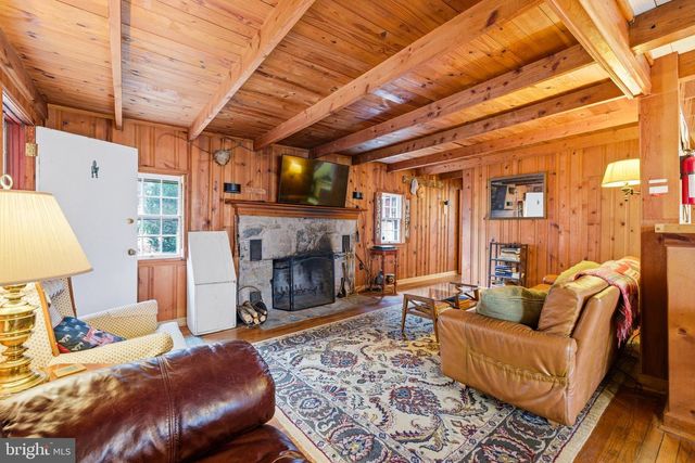 1918 JEWELL HOLLOW RD, Luray, VA 22835