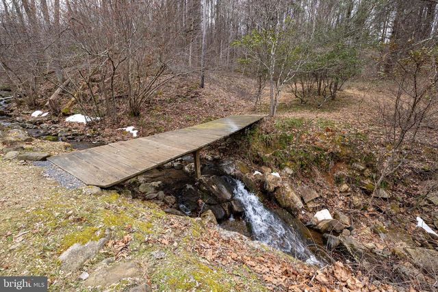 1918 JEWELL HOLLOW RD, Luray, VA 22835