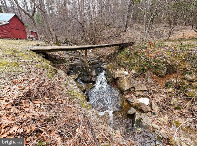 1918 JEWELL HOLLOW RD, Luray, VA 22835