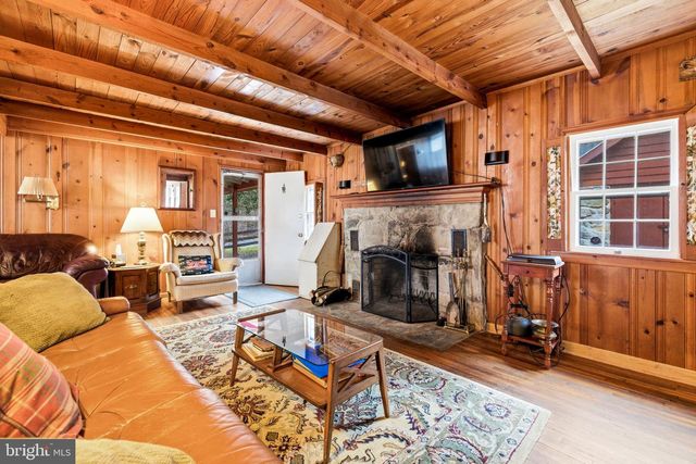 1918 JEWELL HOLLOW RD, Luray, VA 22835