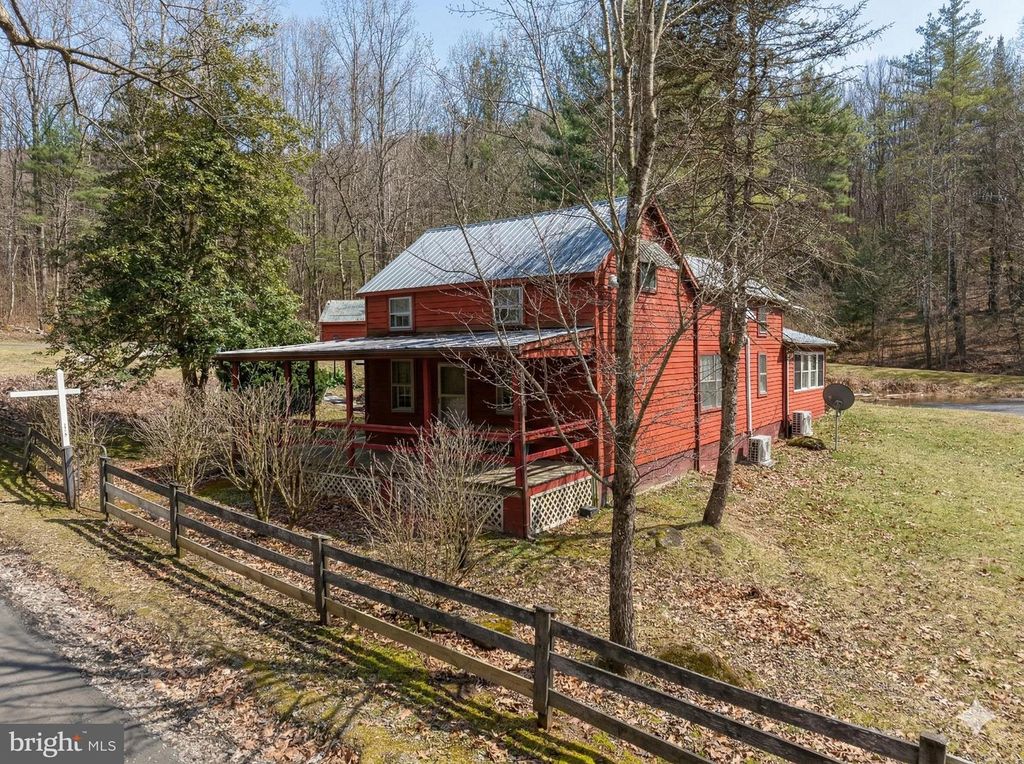 1918 JEWELL HOLLOW RD, Luray, VA 22835