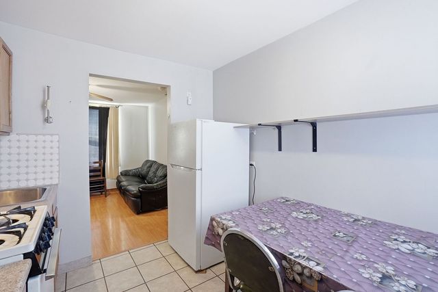 3757 W Marquette Road, Chicago, IL 60629