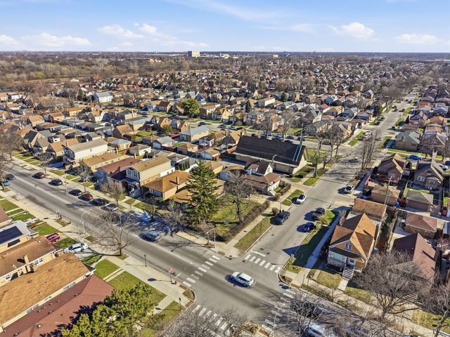 3757 W Marquette Road, Chicago, IL 60629