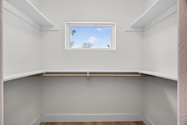 2701 S Jones Street, Fort Worth, TX 76104