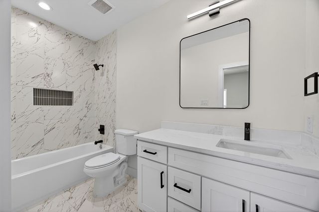 2701 S Jones Street, Fort Worth, TX 76104