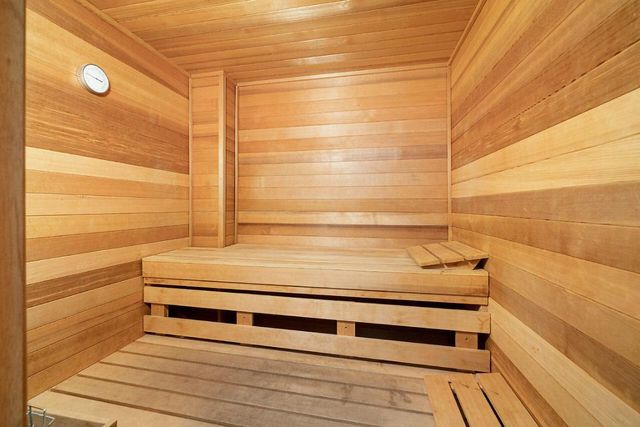 5080 N Ocean Drive 6b, Singer Island, FL 33404