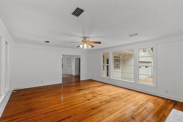 528 N Park Ave., Dothan, AL 36303