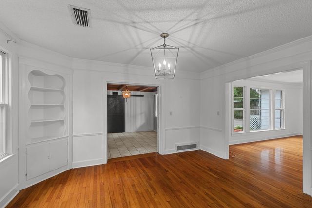 528 N Park Ave., Dothan, AL 36303