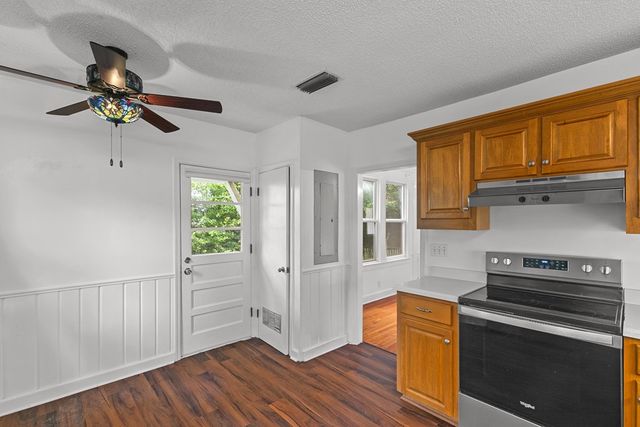 528 N Park Ave., Dothan, AL 36303