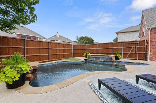 706 Graywood Lane, Coppell, TX 75019